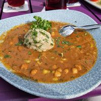 Kichererbsengulasch mit Semmelknödel at UNI.WIRT. in Klagenfurt