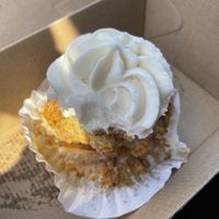 Cupcake 🧁🤤♥️  at The Sweet Meadow in Echuca