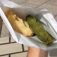 Plain and matcha waffles at Kanauta in Kobe