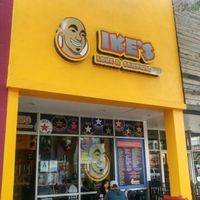 Store front at Ike's in Burbank