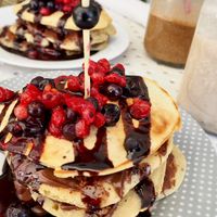 vegan pancakes and smoothies at Superfood Smoothie Bar in Split