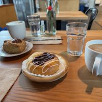Blueberry lemon curd danish, earl gray apricot scone, coffees #Veganuary at Shoofly in Portland