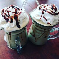 frapps los mejores de la zona y de los qque hayas probado pueden ser elaborados con leche de soja,coco (mi favorito )  at Elixir Restaurante Pucallpa in Pucallpa