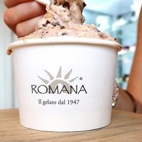 The vegan praline crunch gelato (drool) at Gelateria La Romana in Verona