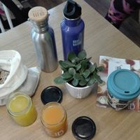 vegan & zero waste at To Bazaki Juice Bar in Chalandri