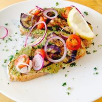 bread with cilantro hummus (vegan) at Lunchroom De Beurs in Schiedam
