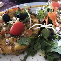 Tofu con pataca asada e salada at Arvore do Mundo in Porto