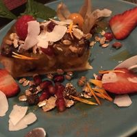 Peach and muesli pie at Arvore do Mundo in Porto