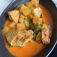 Curry con tempeh   at Ama Vegan Kitchen in Chiang Mai