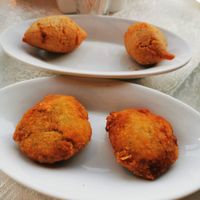 Courgette fritters and local breaded mushroom dish at Windmill Restaurant in Paphos