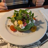 Avocado smørrebrød at Frederik VI in Frederiksberg