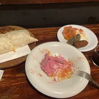 Don’t ask me what that is… I did not understand her and she just brought me three things she liked. The wrap with falafel was a bit dry the other two things where awesome at La Tavernaire in Valencia