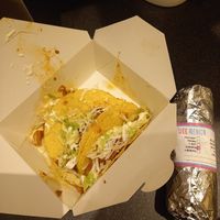 Vegan nachos and vegan chicken burrito at WeeMexico in Dundee