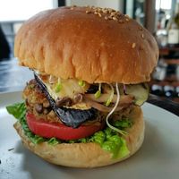 Burger at Vegetus 베제투스 in Seoul