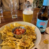 Nachos 5/10 - I like mine loaded and drowning these are quite plain/empty but are moreish at Vegetus 베제투스 in Seoul