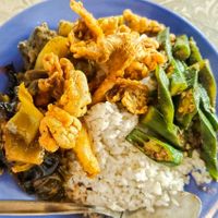 Mixed veggies rice yummy at Long Mun Chai Vegetarian Restaurant in Sitiawan