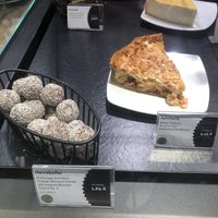 Apple tarte and energy balls   at Baristaz Coffee Heroes - Bahnhofplatz in Koblenz