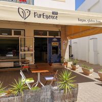 Entrance at PurEssence in Alvor