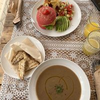 Beyond burger & soup  at PurEssence in Alvor