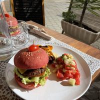 Beyond burger  at PurEssence in Alvor