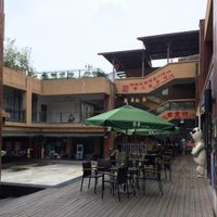 side entrance at Qing Xin Vegetarian in Hangzhou