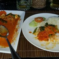 Thai stir fry red curry at Ten Moons in Koh Lipe