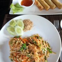 Pad thai and spring rolls at Ten Moons in Koh Lipe
