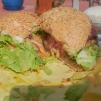 Vegan burger and crisps at Pura Vida Art Cafe in Lanzarote