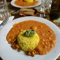 Arroz con garbanzos, cacahuete, perejil y verduras at Café Vert in Lyon