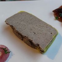 Entre. Fake liver spread. Faux grass. Very good. at Café Vert in Lyon