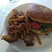 Spicy Beyond burger at Holy Moly in Rouen