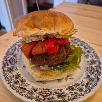 Classic chicken burger at Lia's Kitchen in Berlin