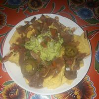 vegan nachos at Quetzal - Cocina Mexicana in Barcelona