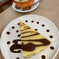 Natillas de plátano y tarta helada de melocotón  at BioXoco in Barcelona
