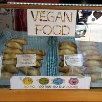 Empanadas veganas at El Viejo Almacen in Barcelona