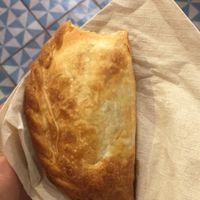 Hummus at El Viejo Almacen in Barcelona