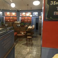 Inside at El Viejo Almacen in Barcelona