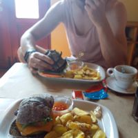Front; falafel burger
Back; Mr Bean burger at Dromedário in Sagres
