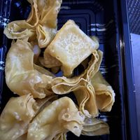 VeganCrab Rangoon  at VeGreen in Duluth