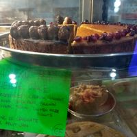 Cashew and mango cheesecakes by Dolce Vegan #Veganuary at HealthyWealthy in North London