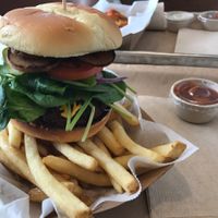 burger at Kal'ish in Chicago