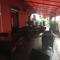 Plenty of outdoor seating at Beirut SXM  in Simpson Bay