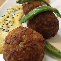 Sweet and sour tempeh balls  at Sopa - Provenca in Barcelona