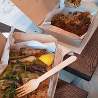 Thai curry and black bean rice boxes at AMS - LEON in Schiphol