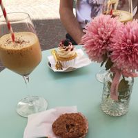 only the coffee and the biscuit are vegan at Camelia Bakery in Treviso