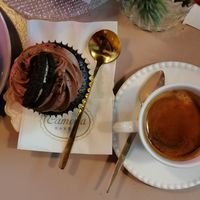 Vegan Oreo cupcake at Camelia Bakery in Treviso