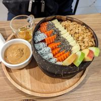 Refreshing bowl at No.9 2nd Restaurant in Phuket