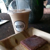 Smoothie and raw slice at MOTHER - Juice Works in East London