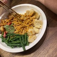 Dry curry noodles  at Pinxin Vegan Cuisine - 品馨蔬食 in Penang