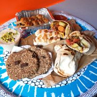 Delivery: Wraps + Meatballs + Cookies + Pudding (crème) at SAMAM - Cantine végétale in Paris